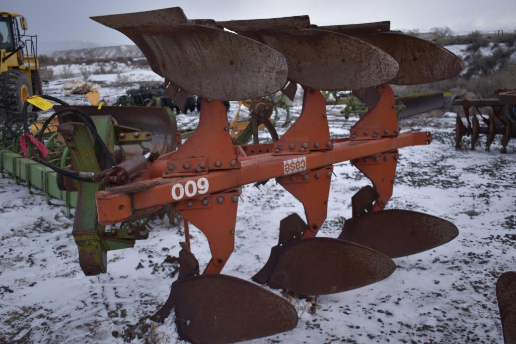 Case 600 3 Bottom Rollover Plow