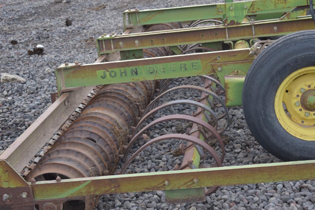 John Deere 950 Roller Harrow