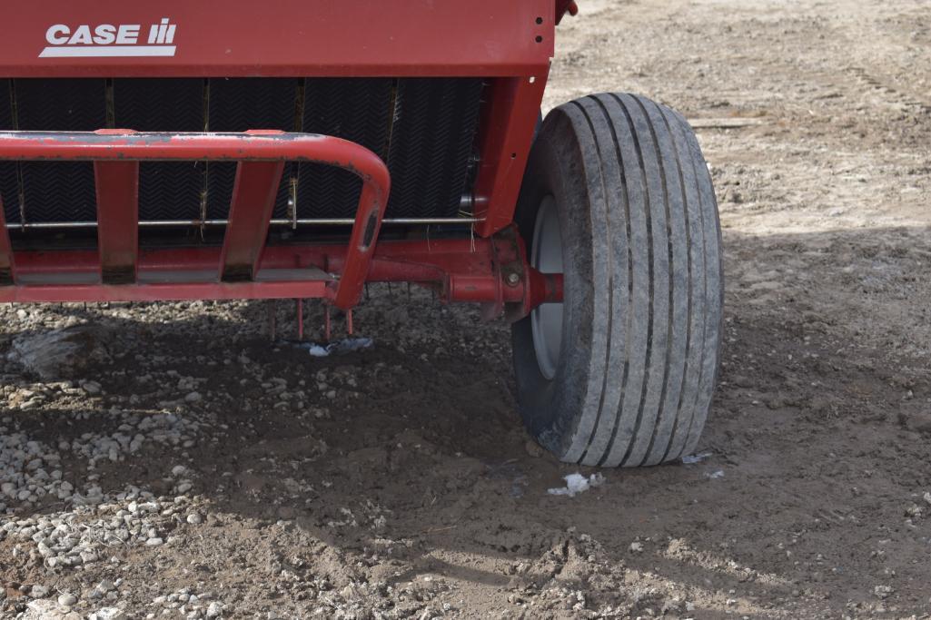 Case IH RBX562 Round Baler