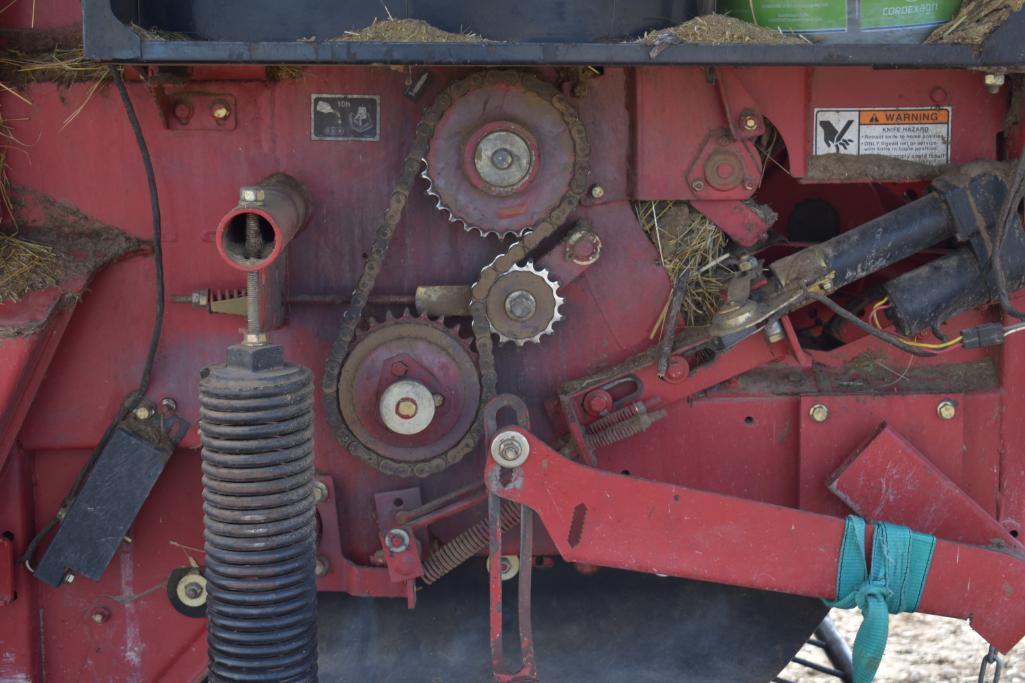 Case IH RBX562 Round Baler