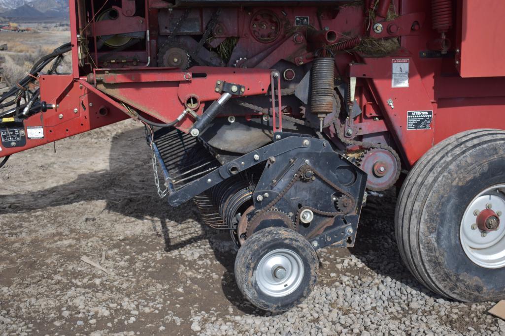 Case IH RBX562 Round Baler