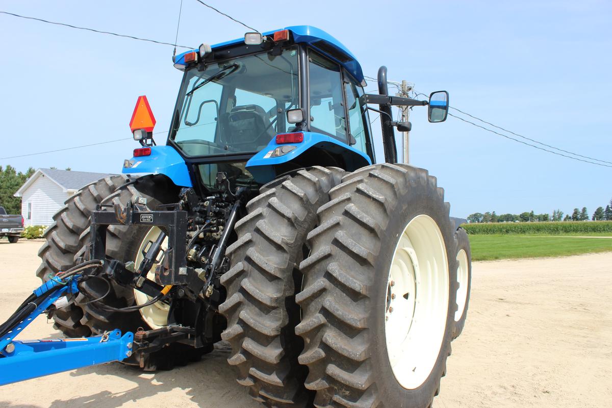 2013 New Holland TM 190 Tractor