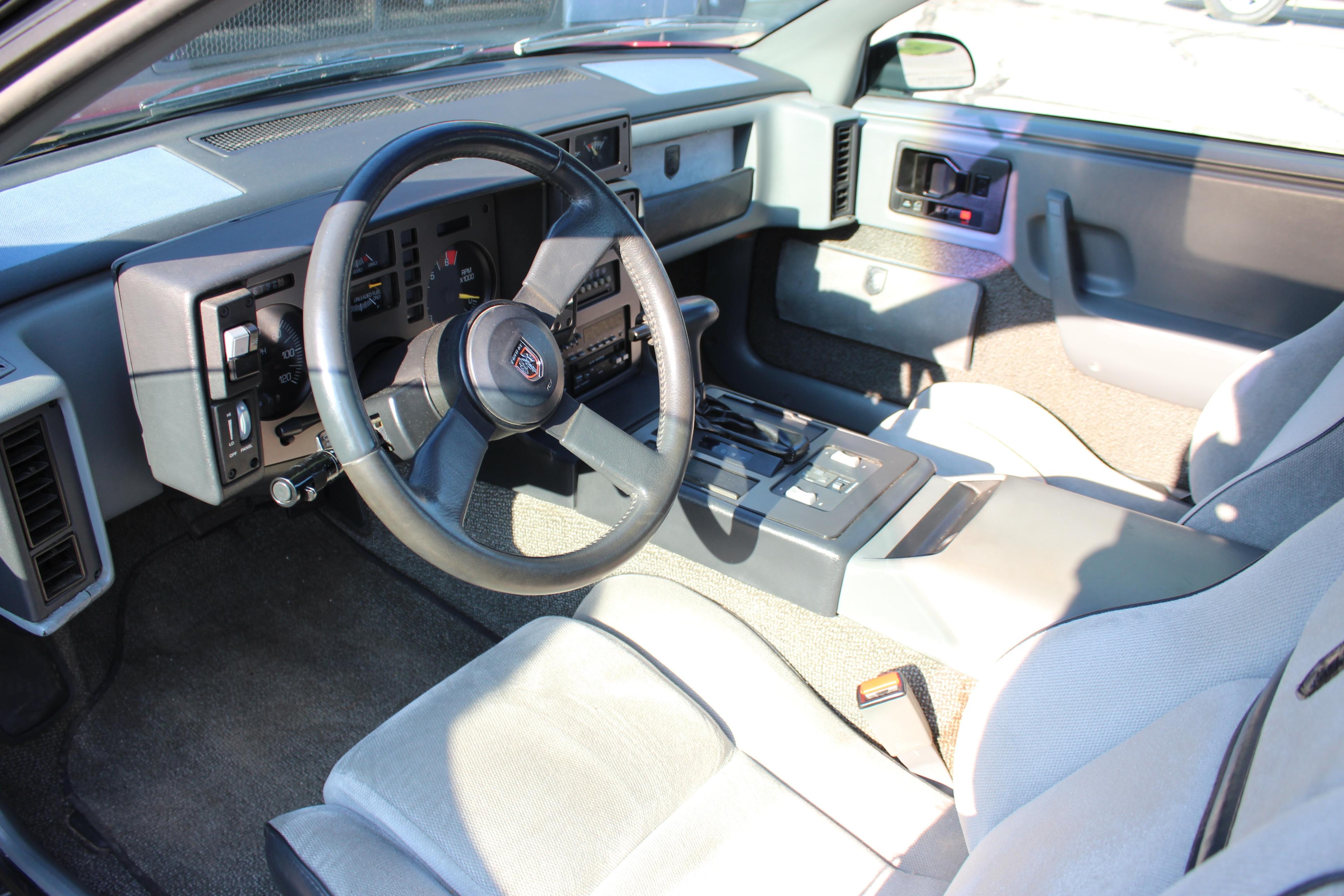 1987 Red/Gray Pontiac Fiero GT