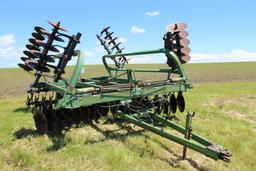 John Deere 235 Disc