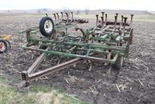 JOHN DEERE 1010 20’ field cultivator