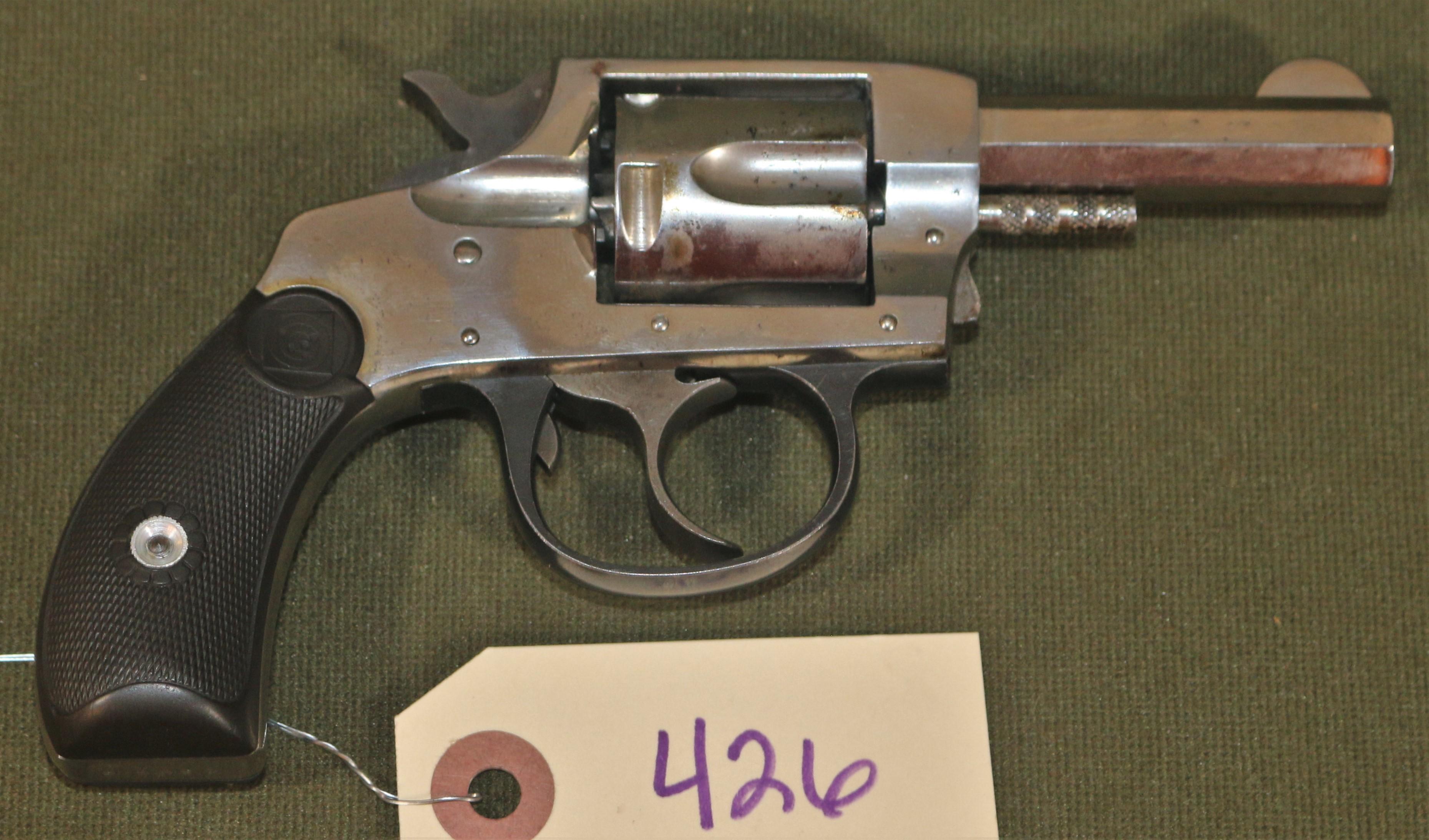 H & R Dbl Action Model 1905 .32 S & W Revolver