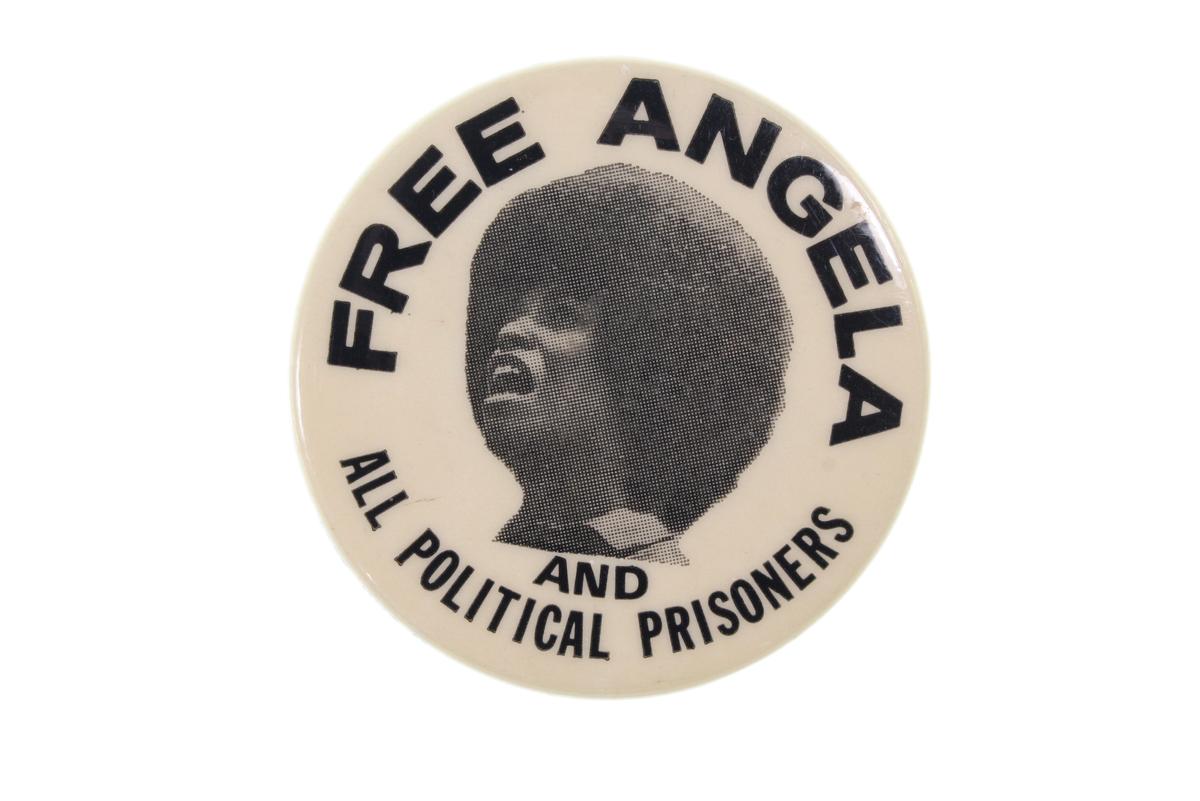 1960’s Angela Davis “Free Angela” pinback/button