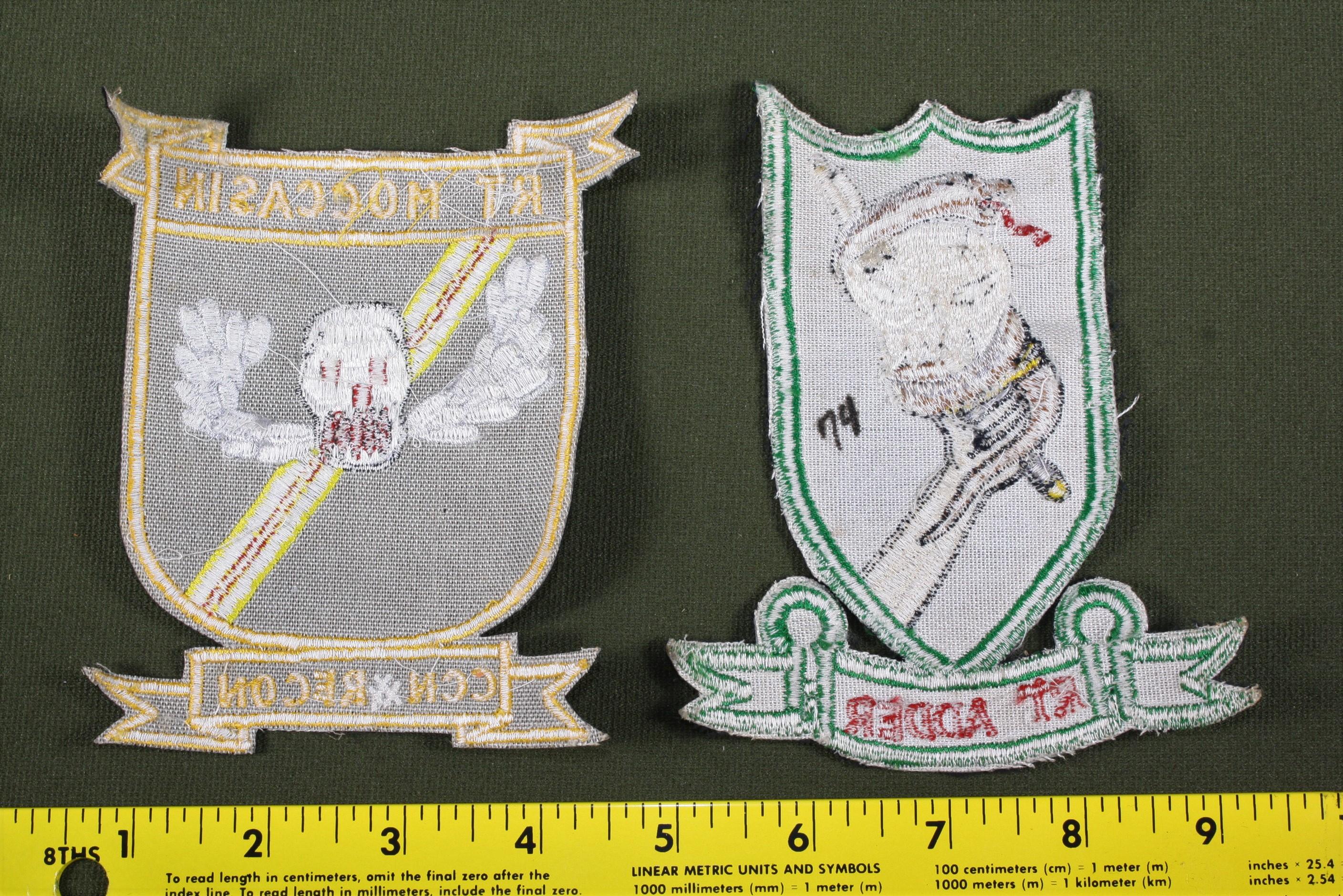 5th Special Forces Recon Team Patches (2)