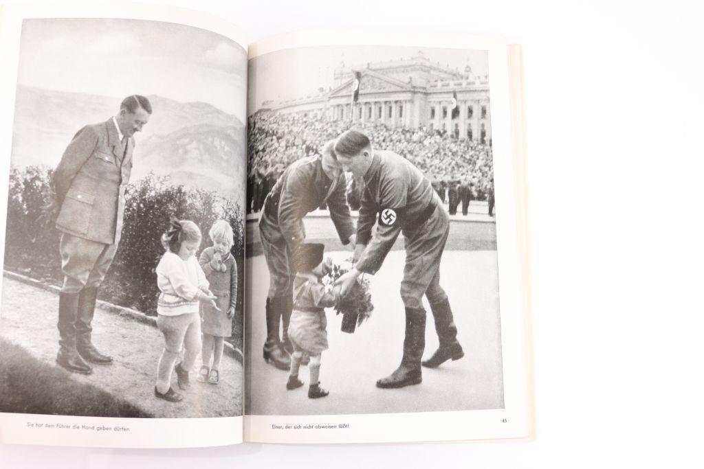 Jugend und Hitler Nazi Photo Book