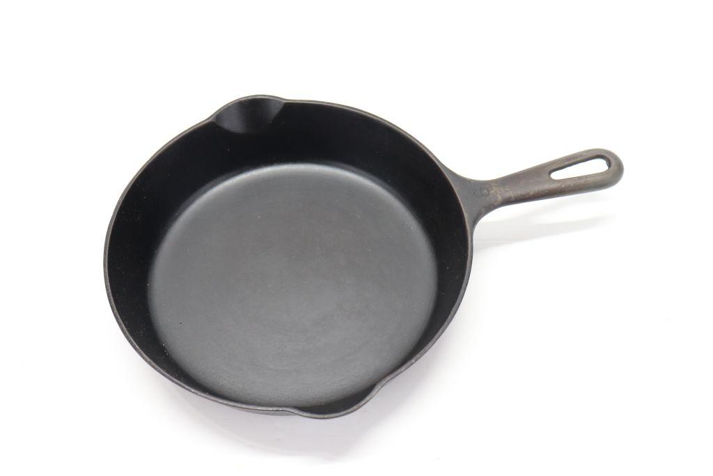 Griswold #6 Cast Iron Skillet