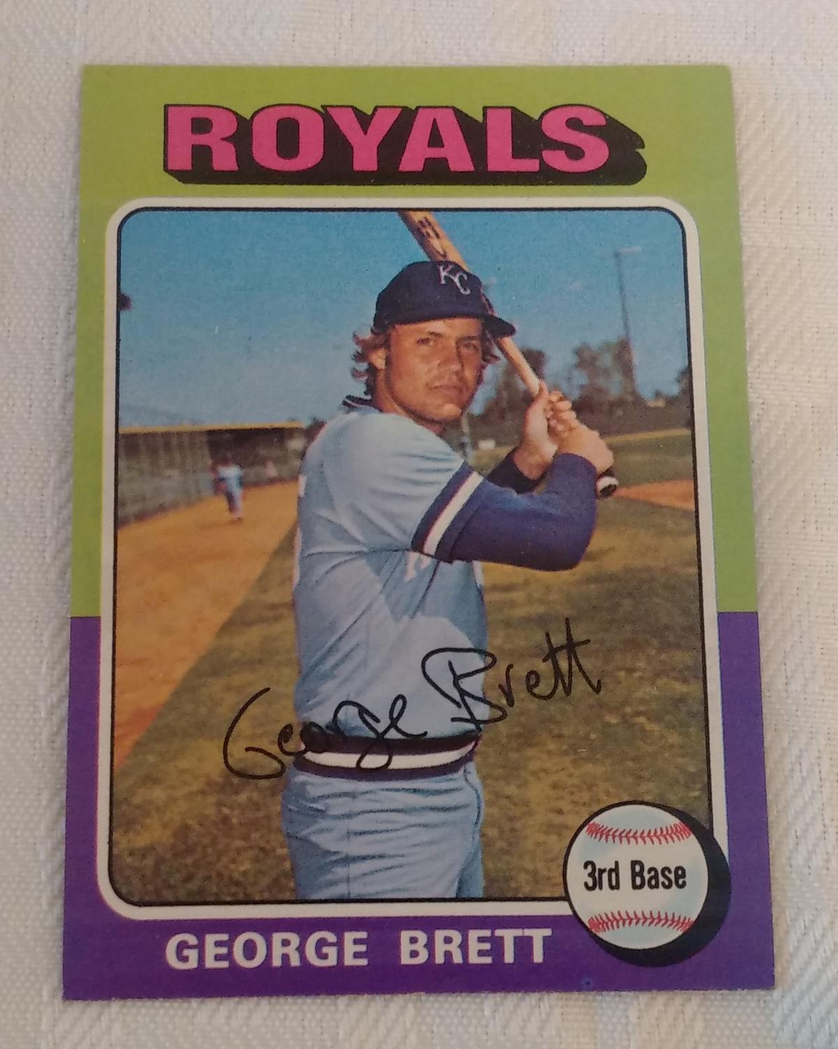 Key Vintage 1975 Topps MLB Baseball Rookie Card RC #228 George Brett Royals HOF Solid Condition