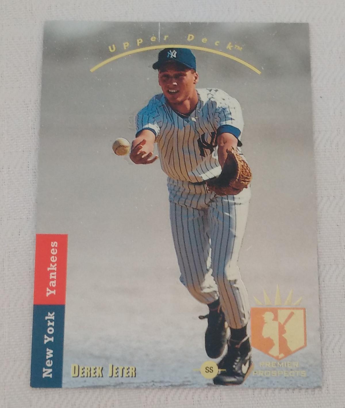 Key Vintage 1993 SP Baseball Rookie Card #279 RC Derek Jeter Yankees HOF Lower Grade