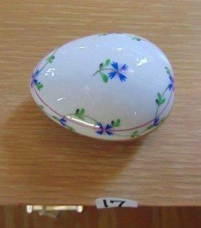 Vtg Herend Porcelain Hand Painted Egg Shaped Trinket Box