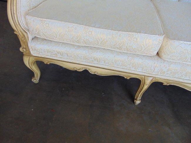 Very Nice French Provincial Sofa (local pick up only)