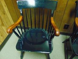 Matching Set Of Nichols & Son Solid Wood Windsor Style Chairs (local Pick Up Only)