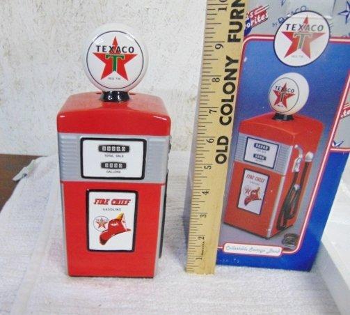 N I B Vtg Enesco Ceramic Texaco Gas Pump Savings Bank