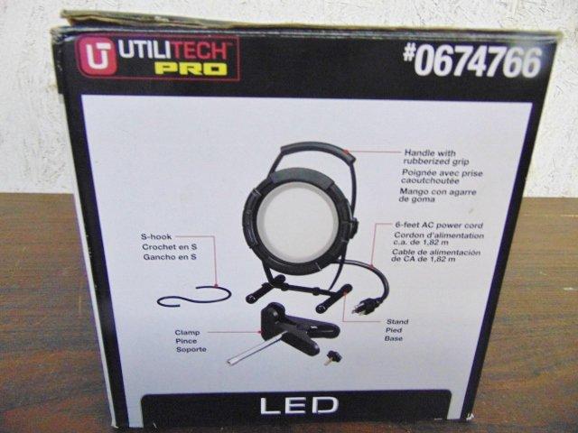 N I B Utilitech Pro 12 Watt 3 In 1 Led Work Light