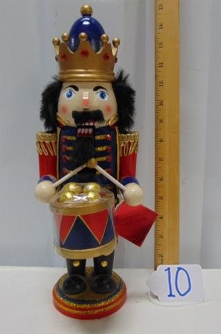 Wooden Drummer Nutcracker W/ Chocolate Balls In The Drum