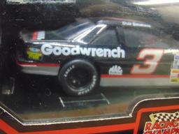 N I B & Vtg 1991 Racing Champions 1:24 Scale Die Cast Dale Earnhardt Sr Stock Car