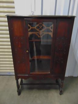 Vtg 1930s Solid Cherry Wood China Cabinet (LOCAL PICK UP ONLY)