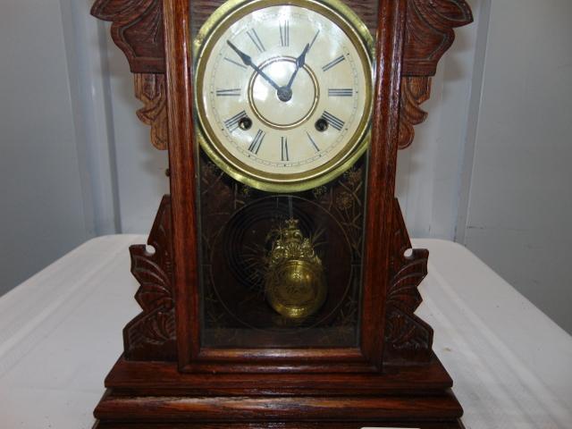 Antique Oak Wood Gingerbread Mantle Clock