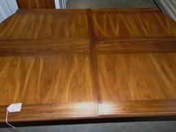 Beautiful Bernhardt Quarter Sawn ( Tiger Oak ) Formal Dining Room Table W/ Leaf (LOCAL PICK UP ONLY