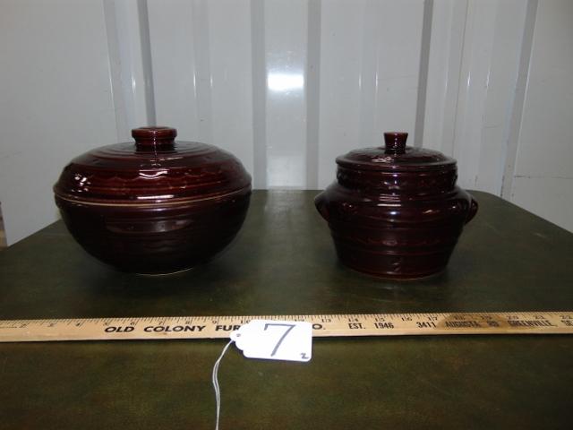 Vtg Marcrest Stoneware Daisy And Dot Covered Serving Bowl & Bean Pot