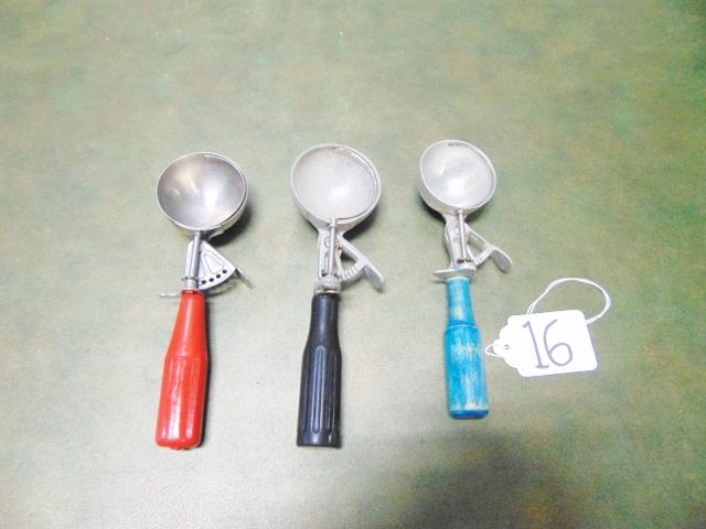 Lot Of 3 Vtg Working Ice Cream Scoops