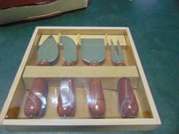 Vtg N I B Bissell Electric Hot Plate; N I B Fiddle & Fern 7 Piece Spice Set;