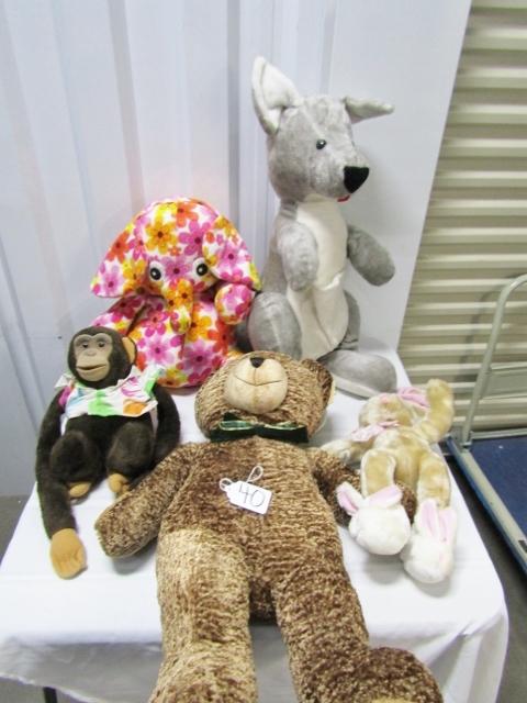 Lot Of 5 Plush Toys, 3 Large And 2 Medium