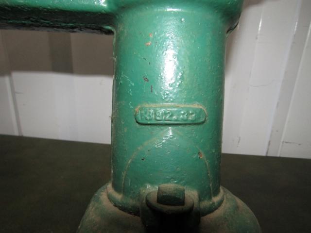 Vtg Cast Iron Well Water Manual Pump