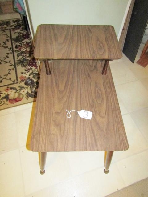 Vtg Mid Century Wood Veneer 2 Tiered End Table ( Local Pick Up Only )