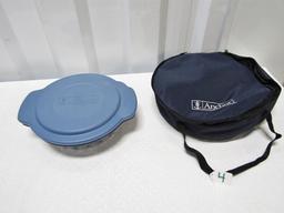 Anchor Hocking 2 Quart Casserole W/ Lid And Insulated Carry Case