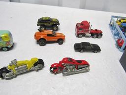 38 Vtg Die Cast Cars: Hot Wheels, Matchbox, Majisto, Lesney, Etc