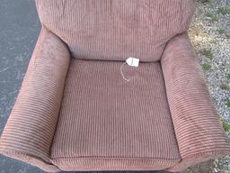 United Furniture Industries Upholstered Arm Chair  (NO SHIPPING)