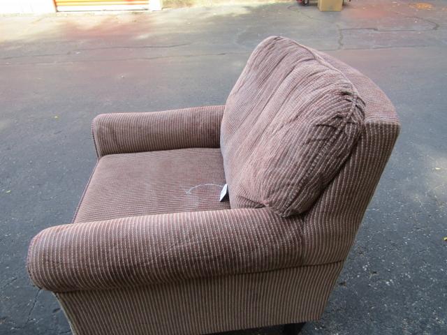 United Furniture Industries Upholstered Arm Chair  (NO SHIPPING)