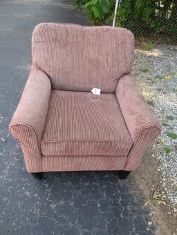 United Furniture Industries Upholstered Arm Chair  (NO SHIPPING)