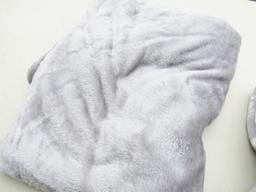 4 Nice Plush Throw Blankets