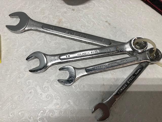 Tool Lot: Husky Tie Down, Rope And Set Of 4 Wrenches