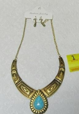 Gold Tone Fashion Jewelry Necklace W/ Matching Earrings