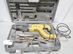 Dewalt Rotary Hammer Drill With Shocks And Accessories