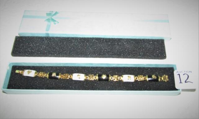 Gold Tone W/ Agate Stones Good Luck Bracelet