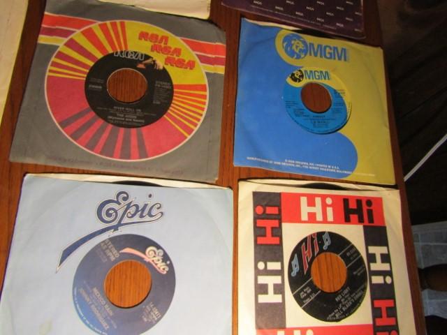 Lot Of Twenty 45 R P M Country Vinyl Records W/ Sleeves