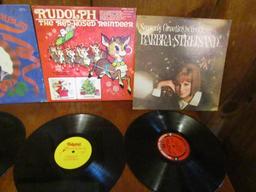 4 Vtg Christmas Themed 33 R P M Vinyl L P Records