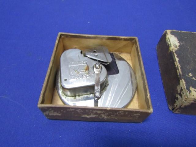 Vtg 1920s Kriss Kross Stropper Razor Blade Sharpener W/box