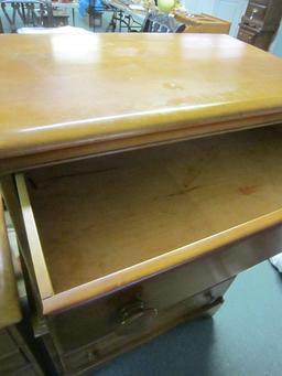5 Drawer Dresser, Maple/Wood w/ Pulls