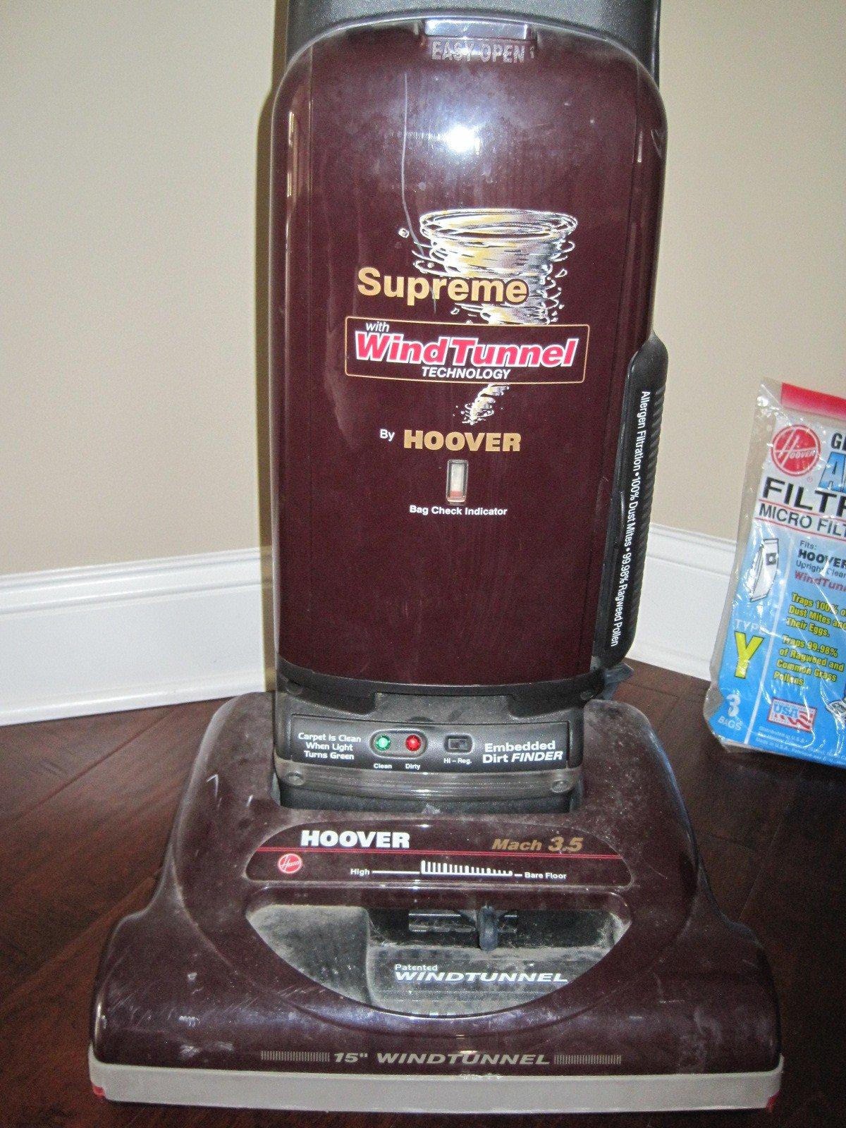 Hoover Supreme Wind Tunnel Upright Vacuum w/Bag Check Indicator & Extra Bags