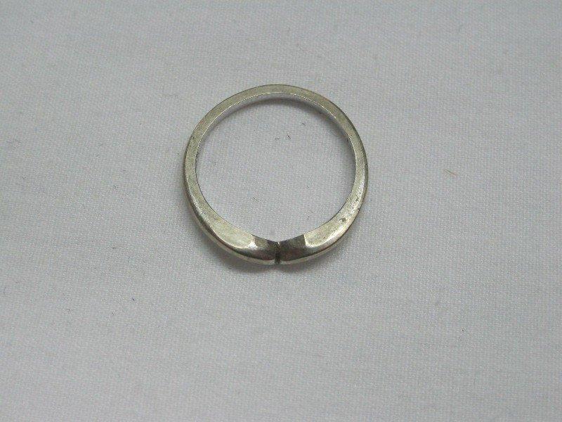14kt. White-Gold Notched Wedding Band (1.9 grams)
