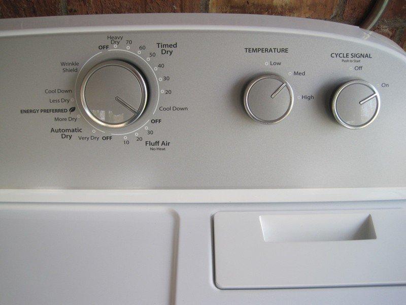 White Whirlpool Electric Dryer w/ AccuDry System, Wrinkle Shied & Heavy Duty Cycle