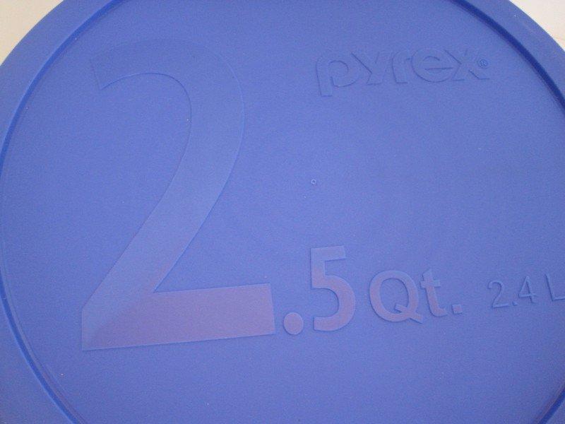 Set - 4 Pyrex Glass Nesting Mixing/Storage Bowls w/ Lids